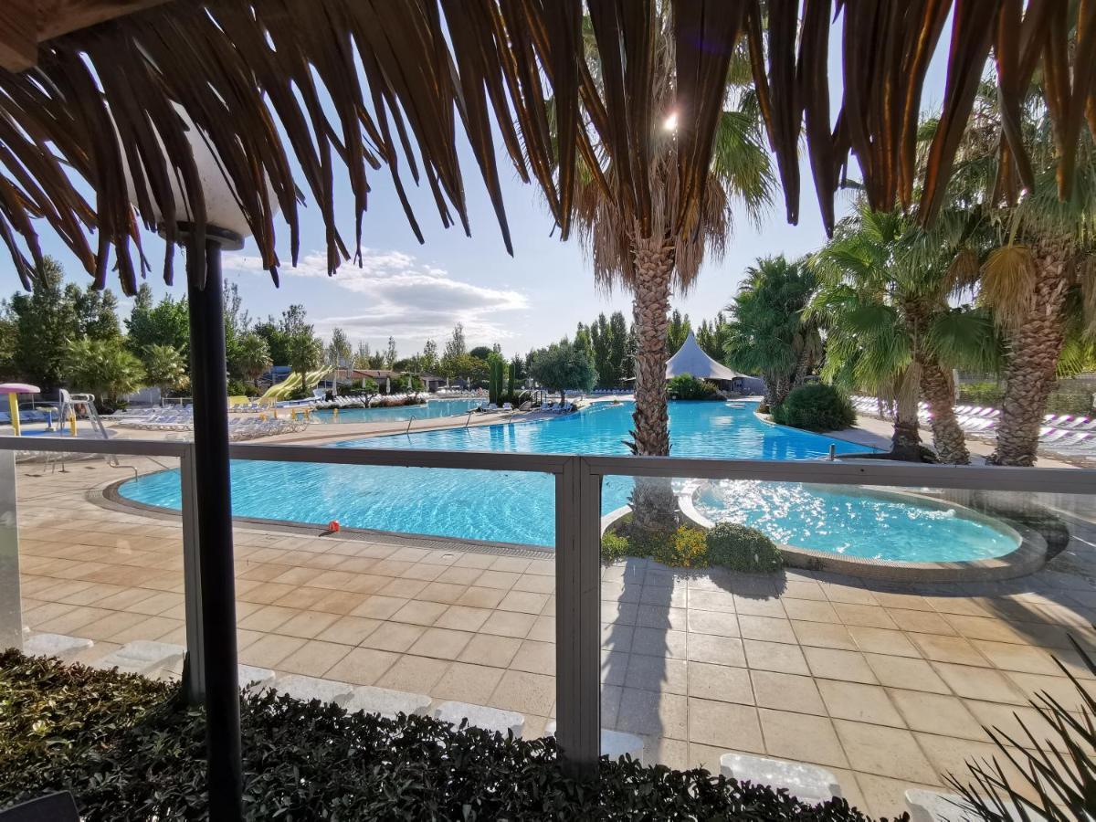 La Carabasse / Mazet 69 Hotel Vias Kültér fotó