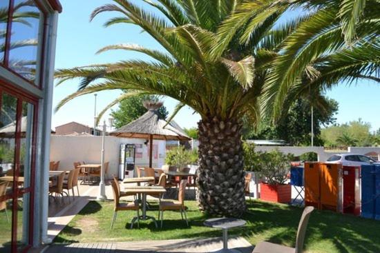 La Carabasse / Mazet 69 Hotel Vias Kültér fotó